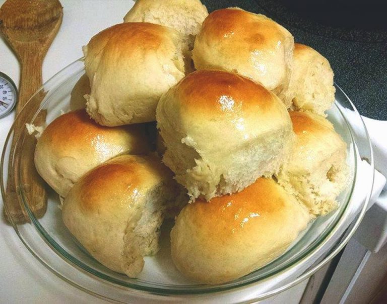 Easy, Big Fat Yeast Rolls