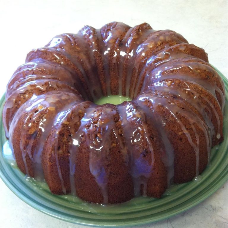 BANANA POUND CAKE WITH DREAMY CARAMEL GLAZE