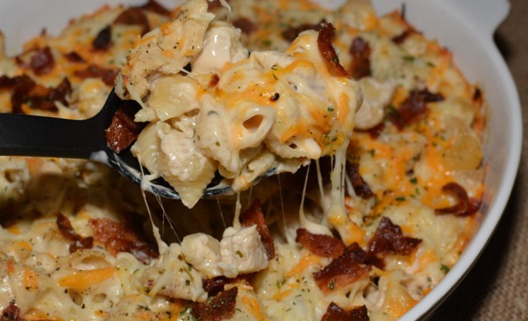 CHICKEN BACON RANCH CASSEROLE