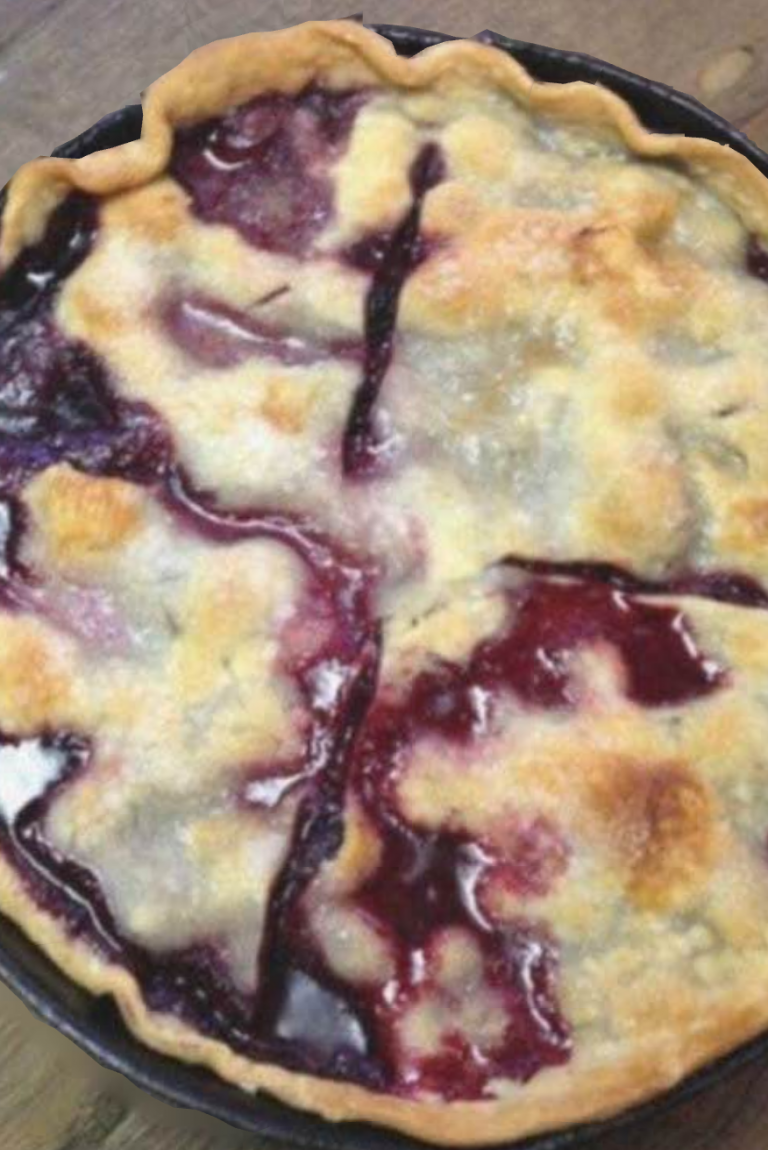 Easy Skillet Blackberry Cobbler