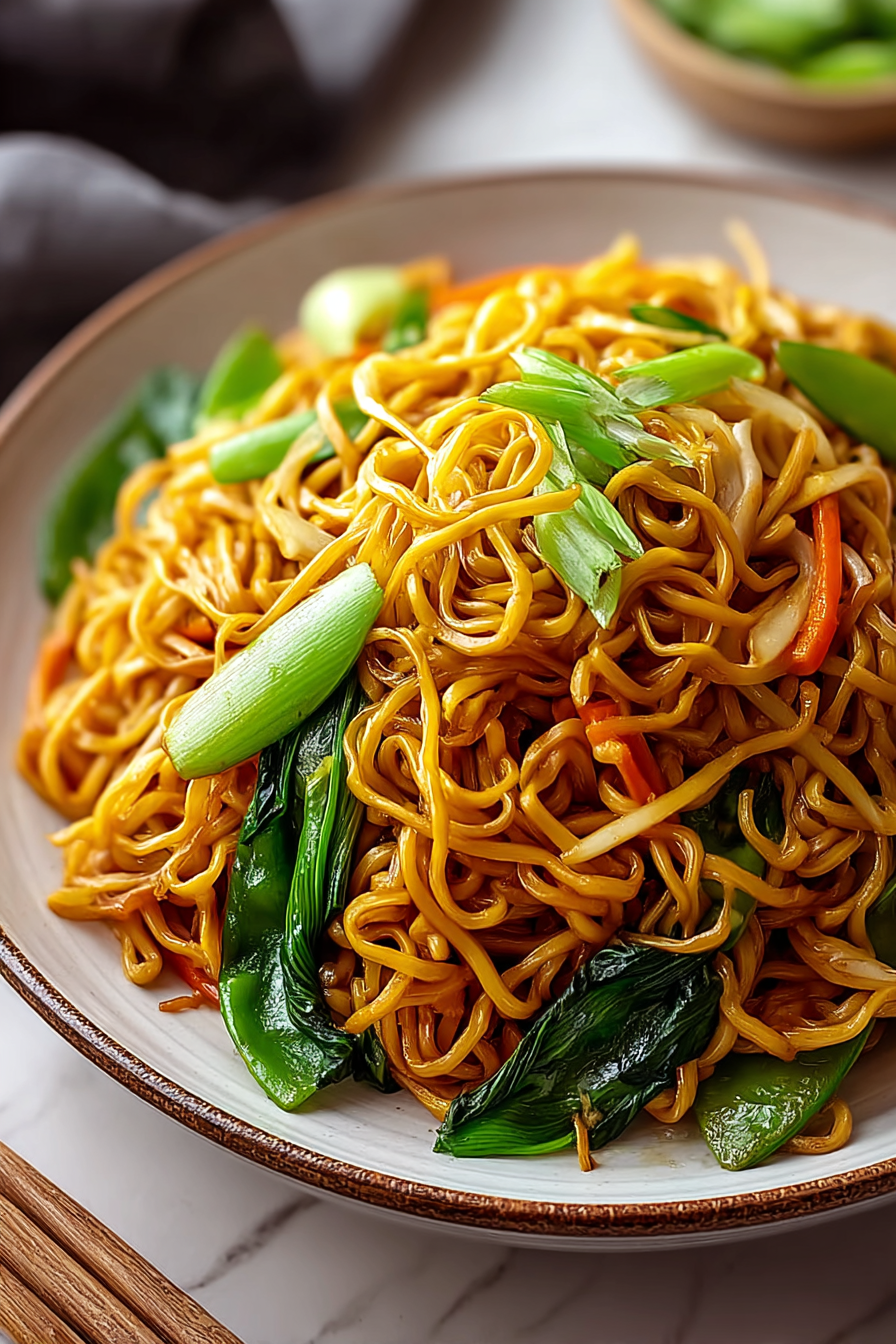 Easy Cantonese Chow Mein Noodles